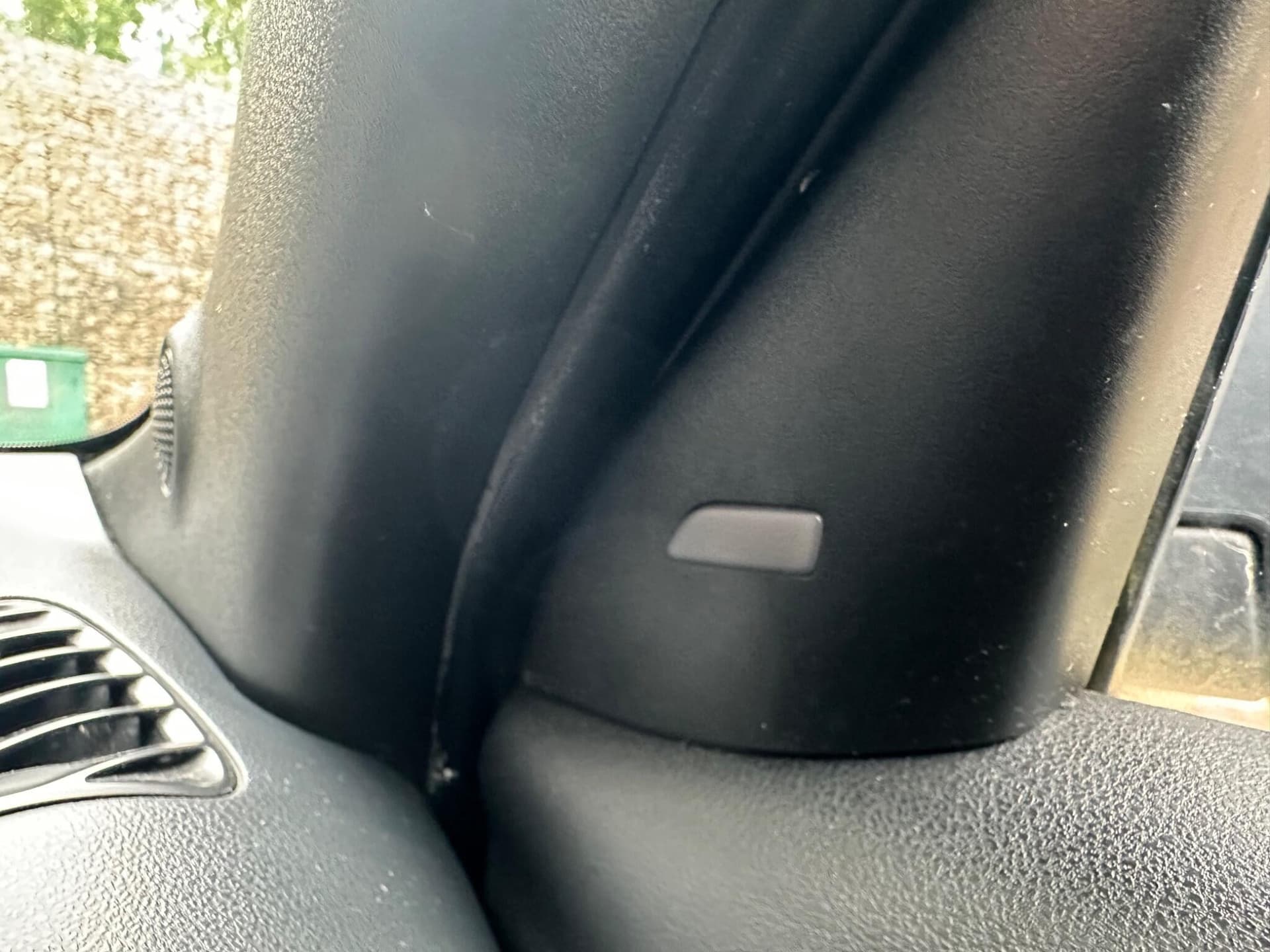 Nissan Juke thumb 39