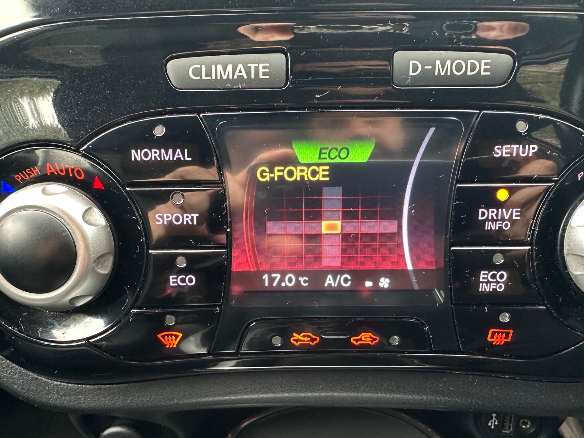 Nissan Juke thumb 28