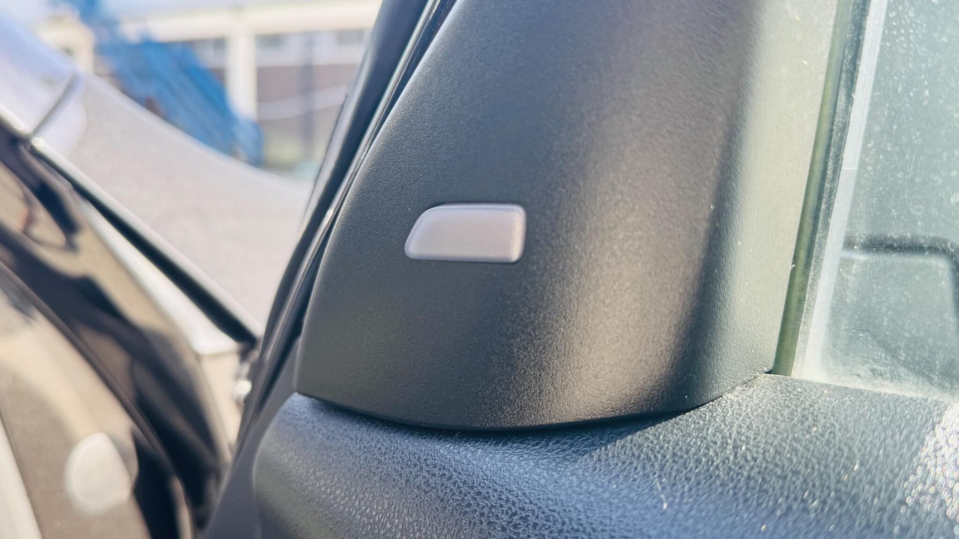 Nissan Juke thumb 43