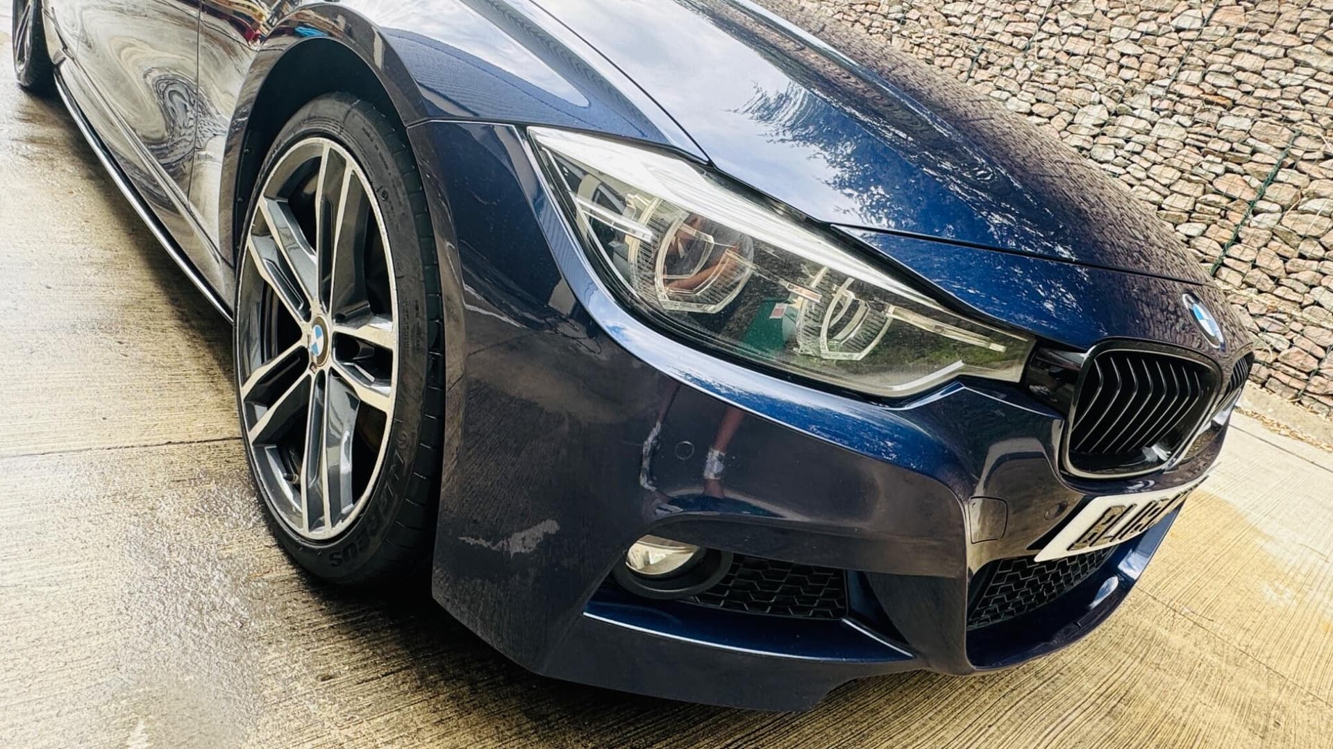 BMW 3 Series thumb 5
