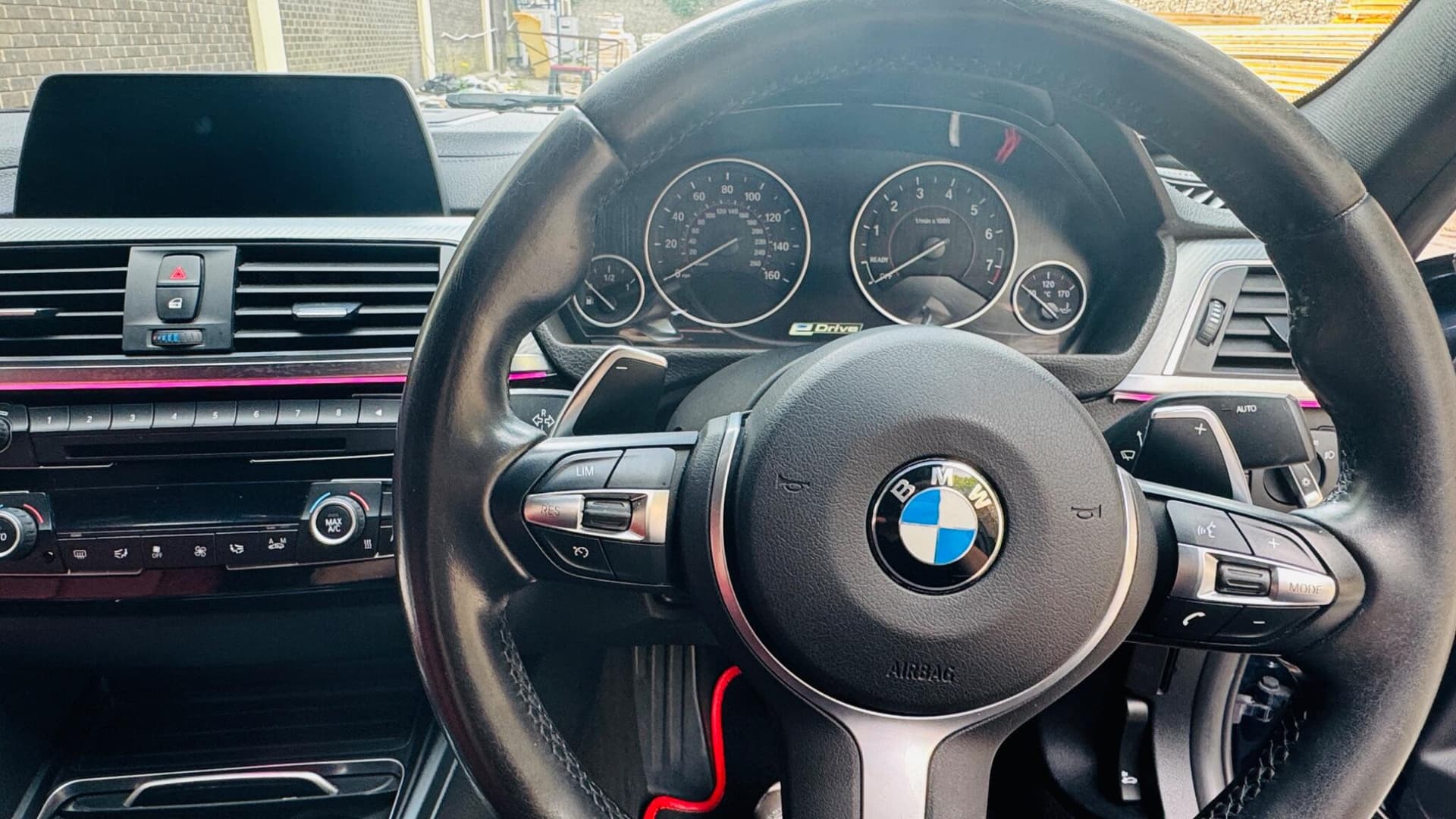 BMW 3 Series thumb 21