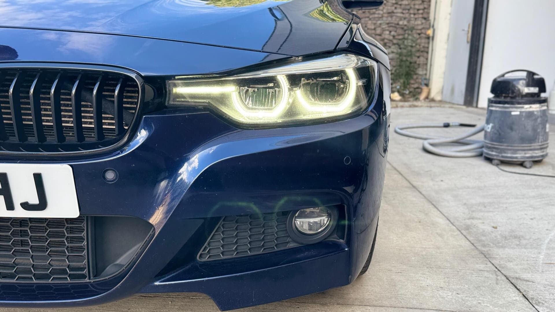 BMW 3 Series thumb 34