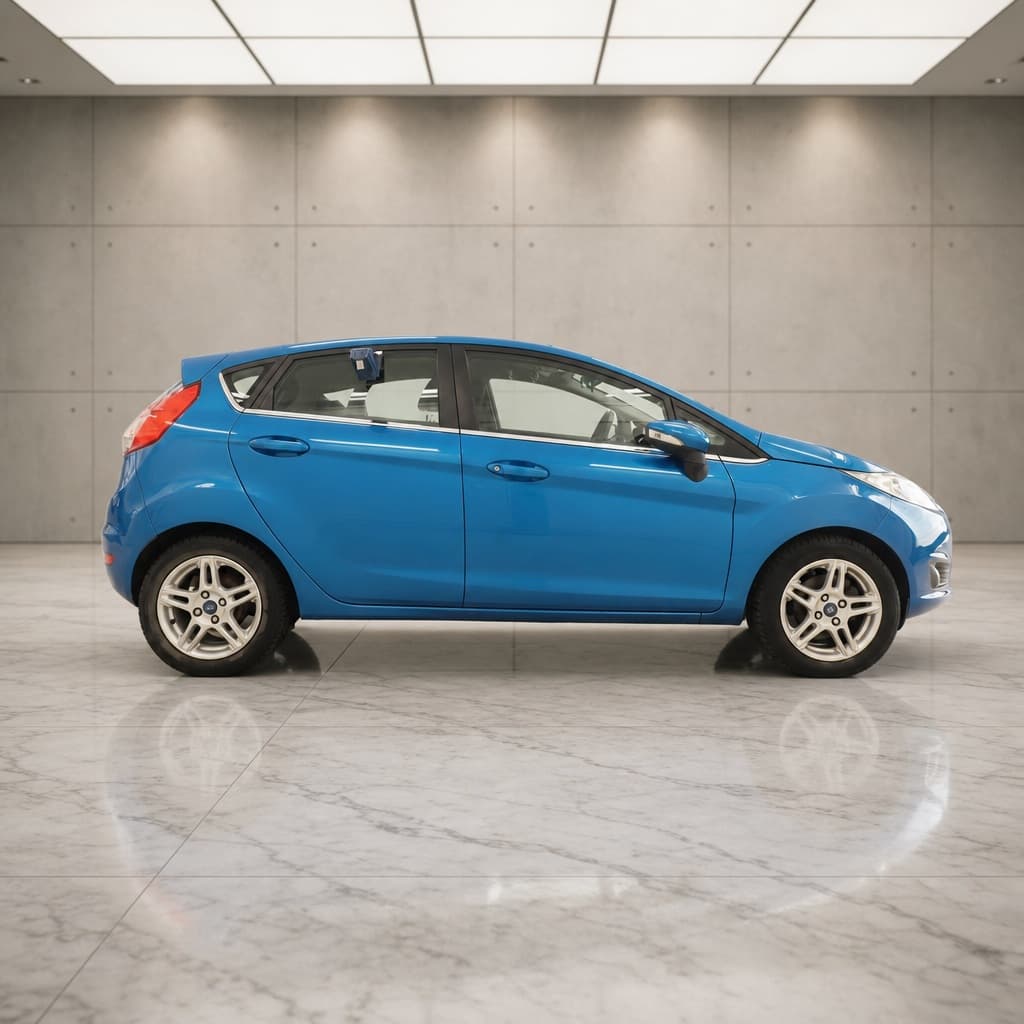 Ford Fiesta thumb 4