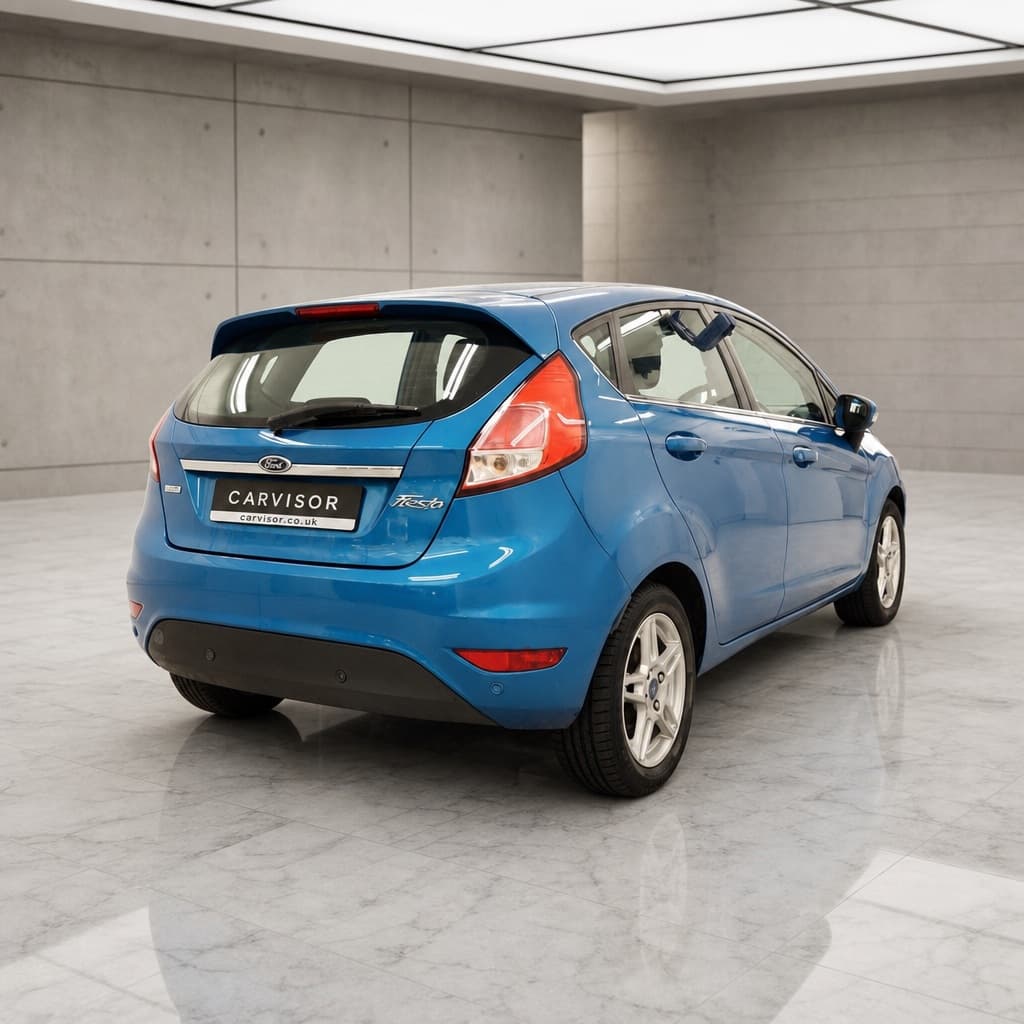 Ford Fiesta thumb 6