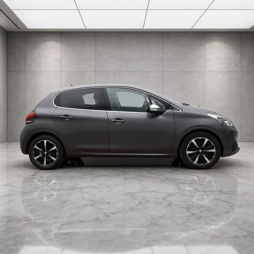 Peugeot 208 thumb 4