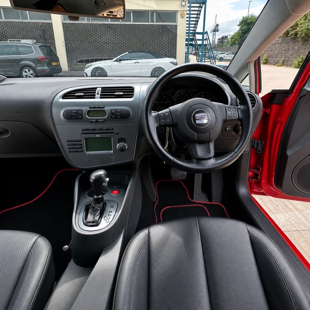 SEAT Leon thumb 10
