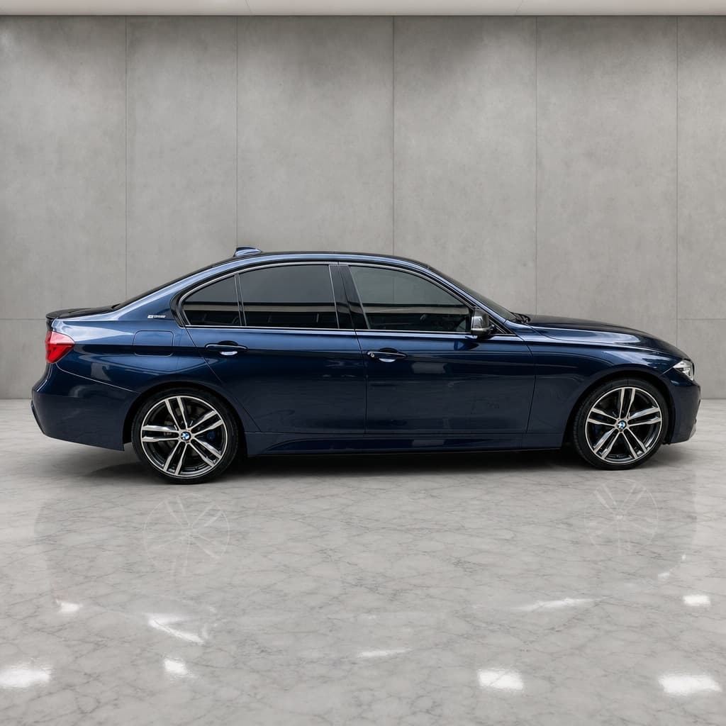 BMW 3 Series thumb 10